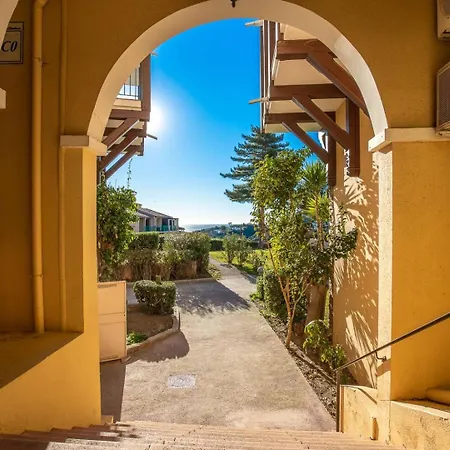 Climatise 4 Personnes Apartment *