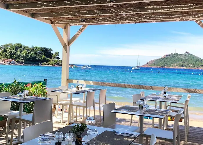 Climatise 4 Personnes * Сен-Рафаэль